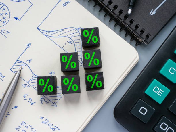 Understanding Fixed and Variable Interest Rates Before Borrowing 