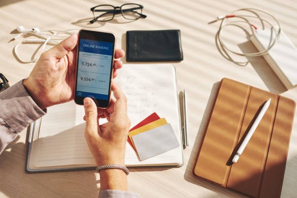 How Digital Banking Is Changing Personal Finance Habits 